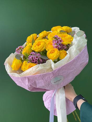 Букет Кустовые желтые розы в Сочи