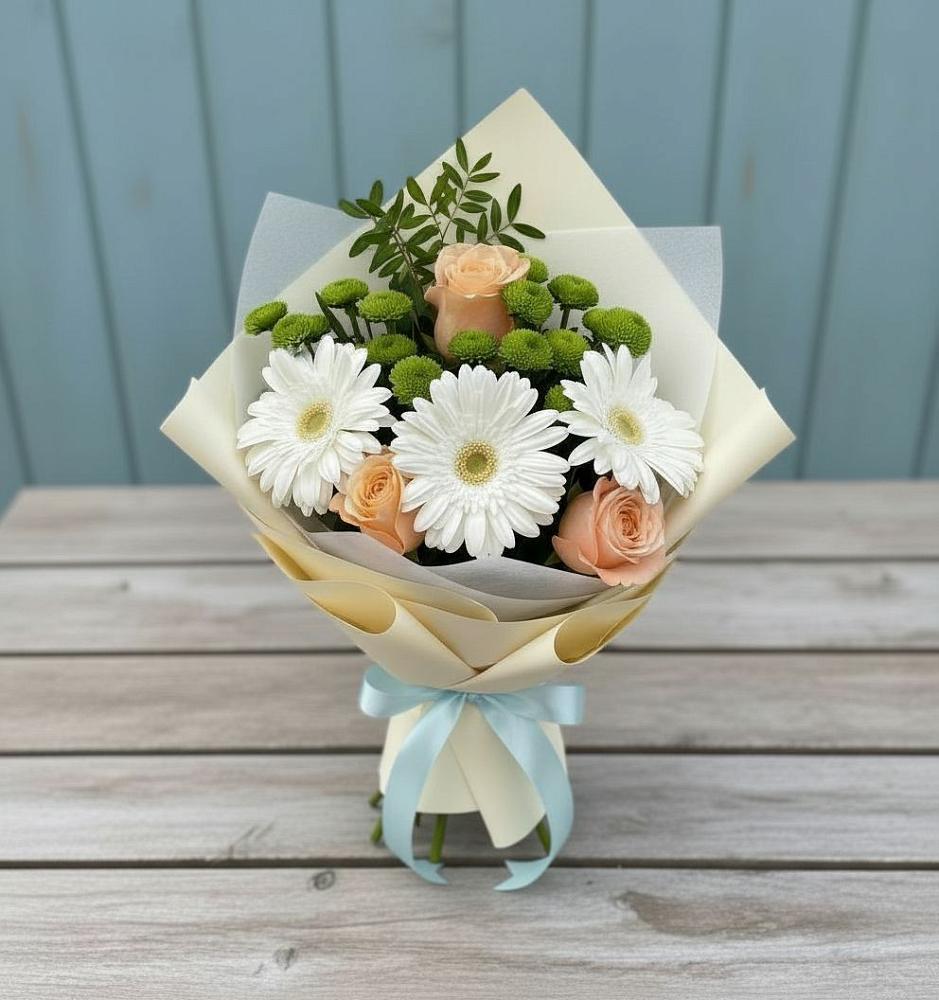 Букет цветов из: Герберы, Розы и Хризантемы в Сочи