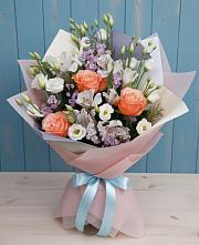 Букет Утренняя свежесть в Сочи Букет цветов из:  Лизиантусы, Розы, Альстромерии и Гипсофила в Сочи