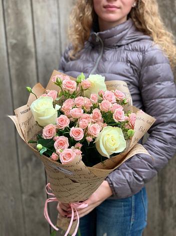Букет цветов из: Розы в Сочи
