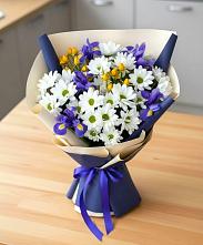 Букет цветов из:  Розы, Ирисы и Хризантемы #REPLACE_PRED# Сочи