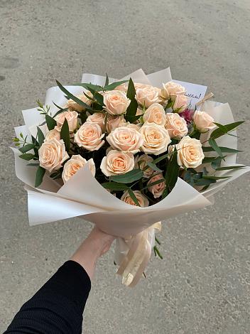 Букет Кремовые розы Латте в Сочи