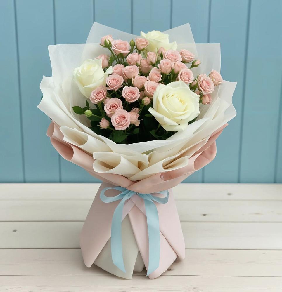 Букет цветов из: Розы в Сочи